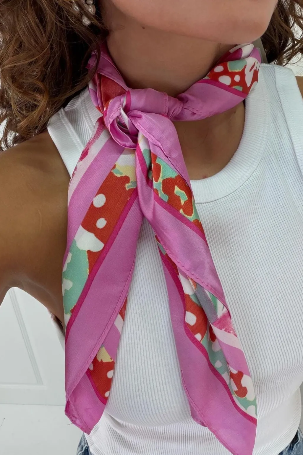 Aeelowen Scarf