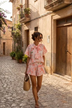Aerivka Blouse