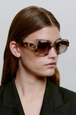 Akpluto KL2606