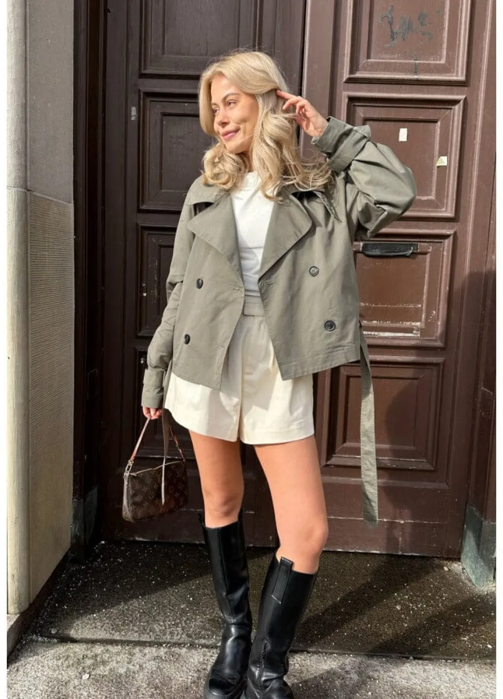 Almaic Trenchcoat