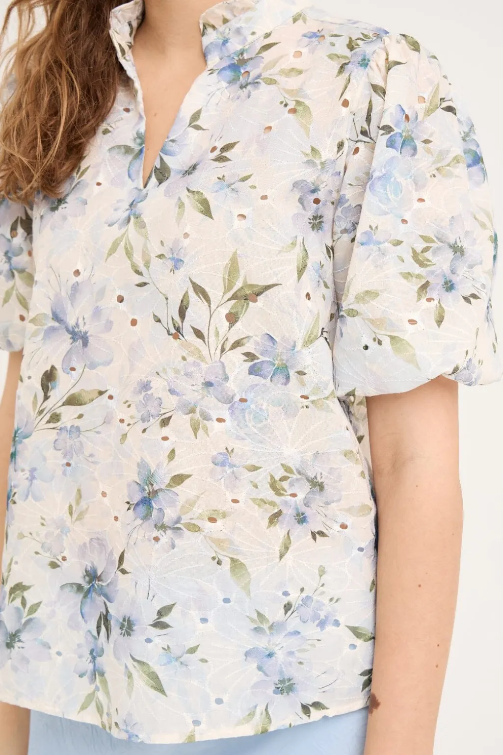 Avgrete S/S Blouse AV6057