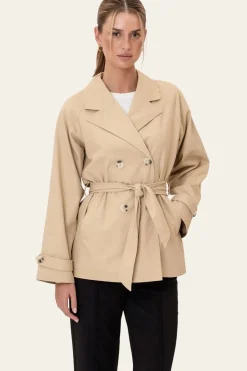 Beateic Trenchcoat A25101