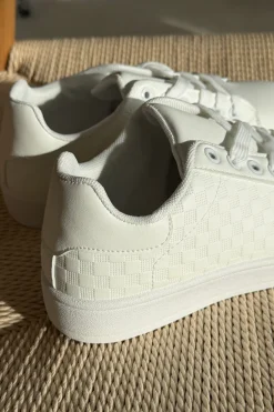 Blazalea Sneakers