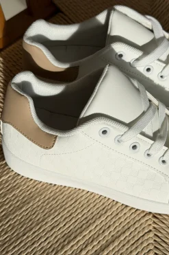 Blazalea Sneakers