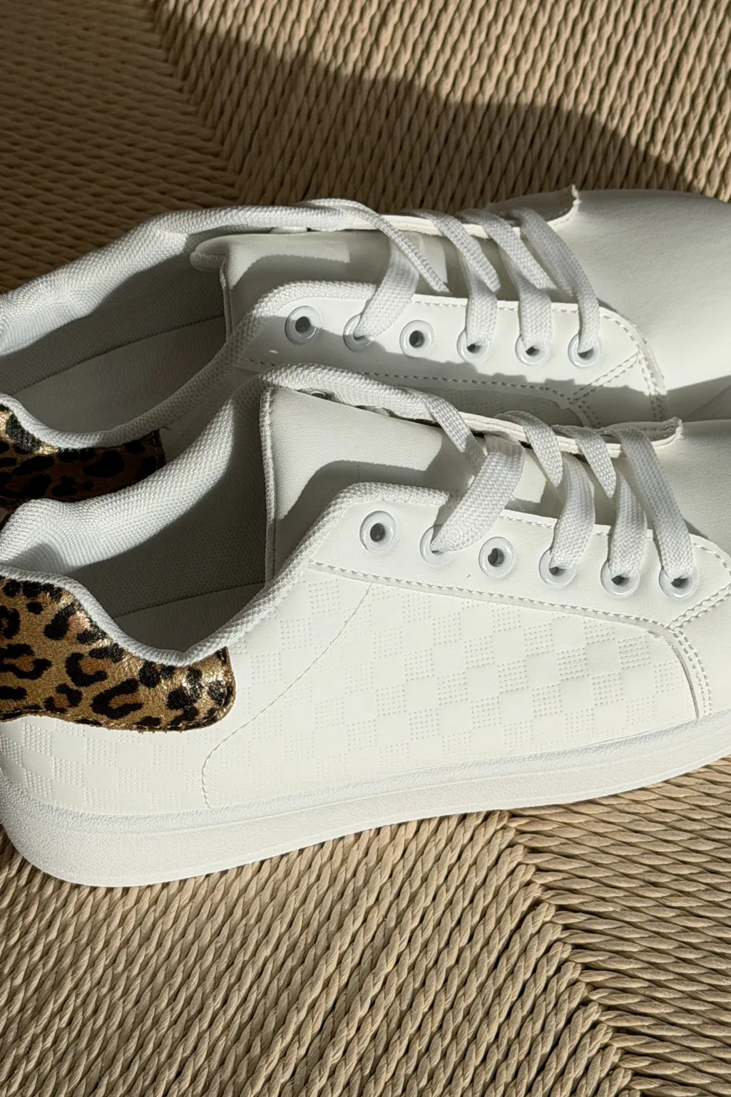 Blazalea Sneakers