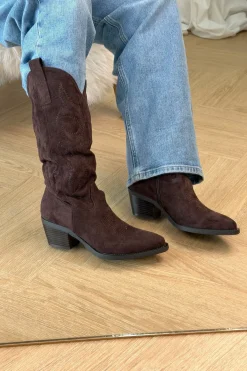 Bldelphinium Boots