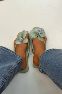 Blmorning Glory Sandals