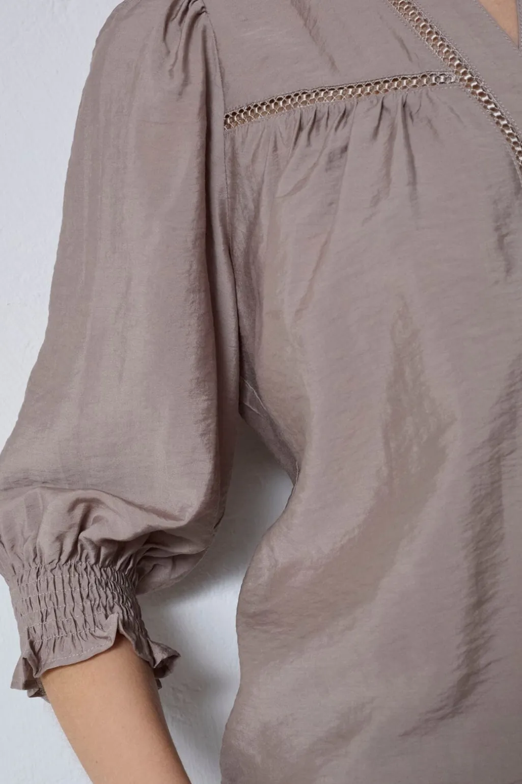 Callumcc Lace Puff V-Shirt 45173