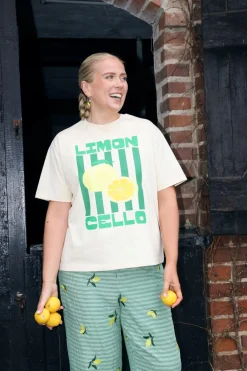 Cassie Tee