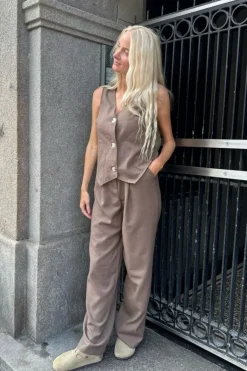 Celina Vest