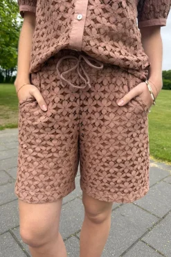Colis Lace Shorts 15290