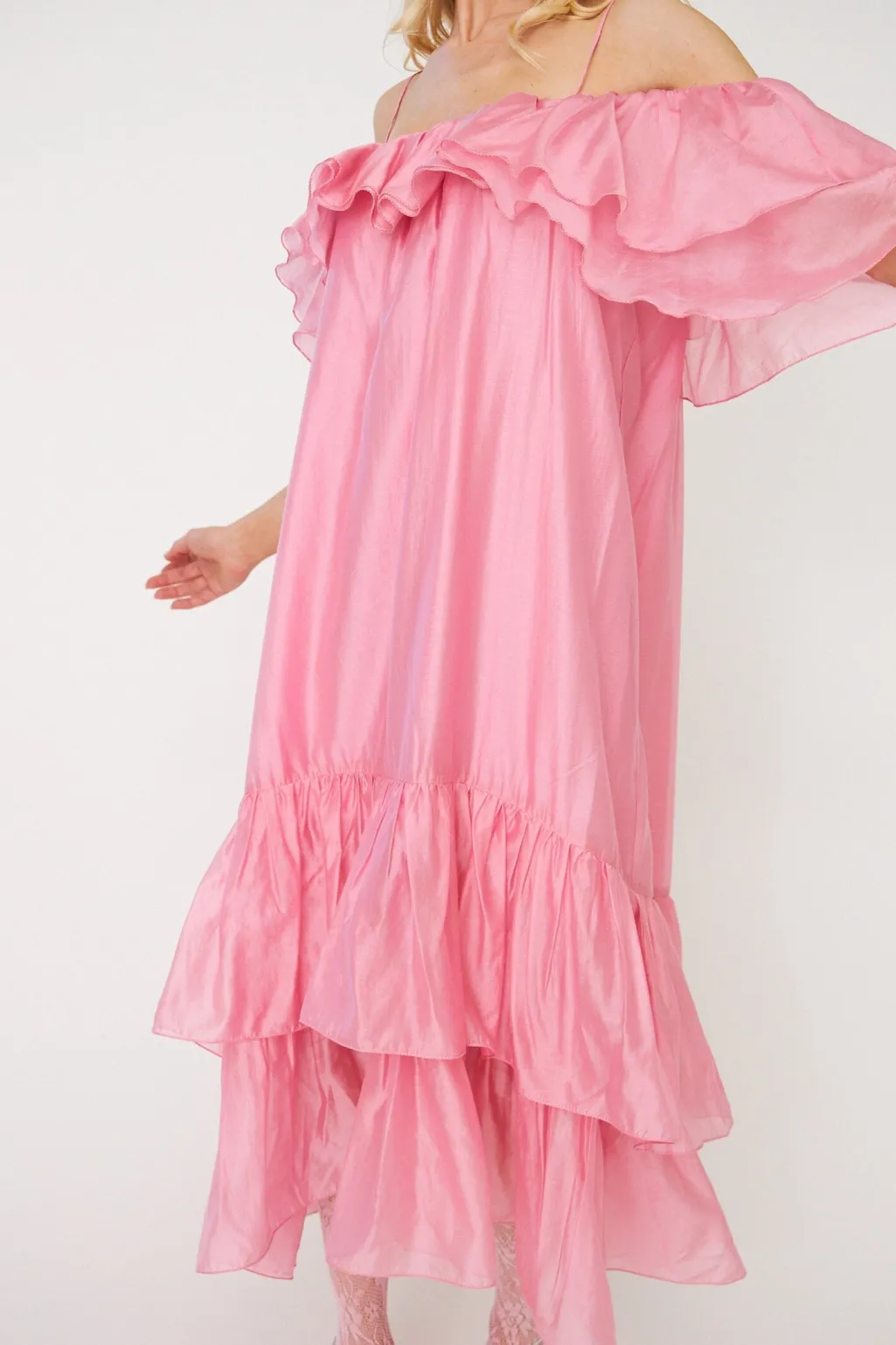 Crlively Dress C689