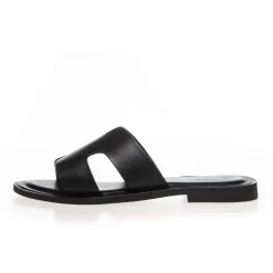 Csivy Leather