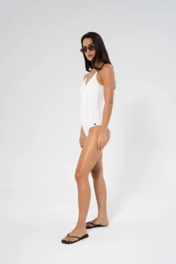 Daisy Milos Swimsuit Swimsuit Pews2609