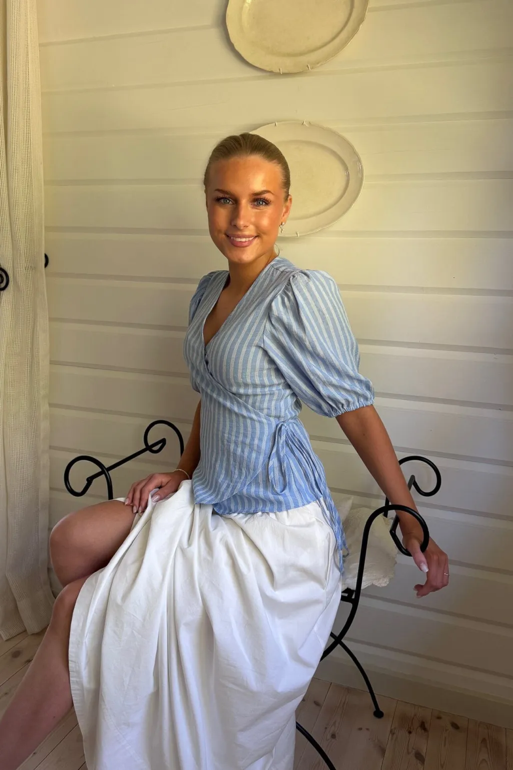 Ellaic Wrap Top A25230