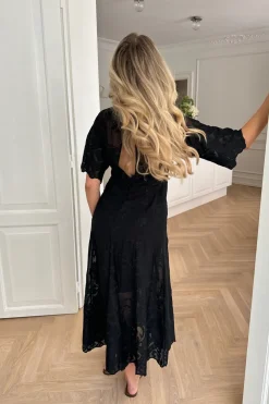 Ellinoric Lace Long Dress