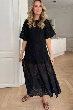 Ellinoric Lace Long Dress