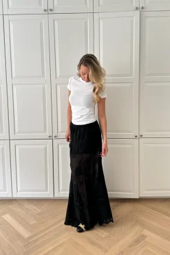 Ellinoric Lace Maxi Skirt