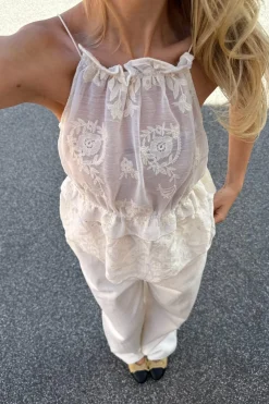 Ellinoric Lace Top
