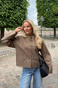 Evaic Jacket A25247