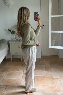 Fieic Pants A23851