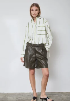Gittcc Pleat Shorts 41070
