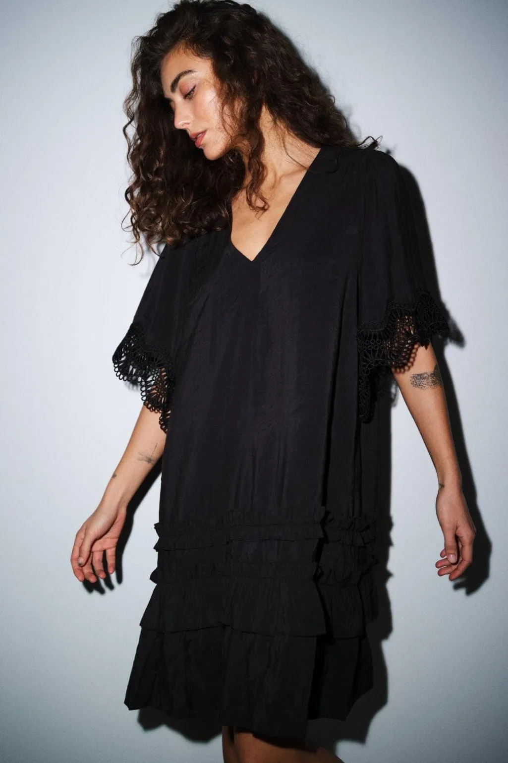 Goastridgo Dress G2960