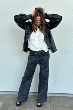Gokiannago Jeans