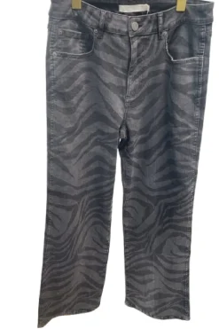 Gokiannago Jeans