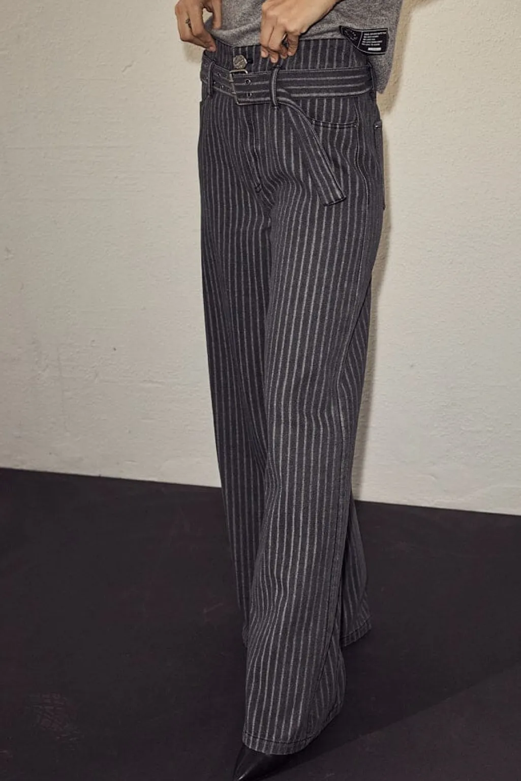 Hlalou Stripe Belt Jeans HL10175