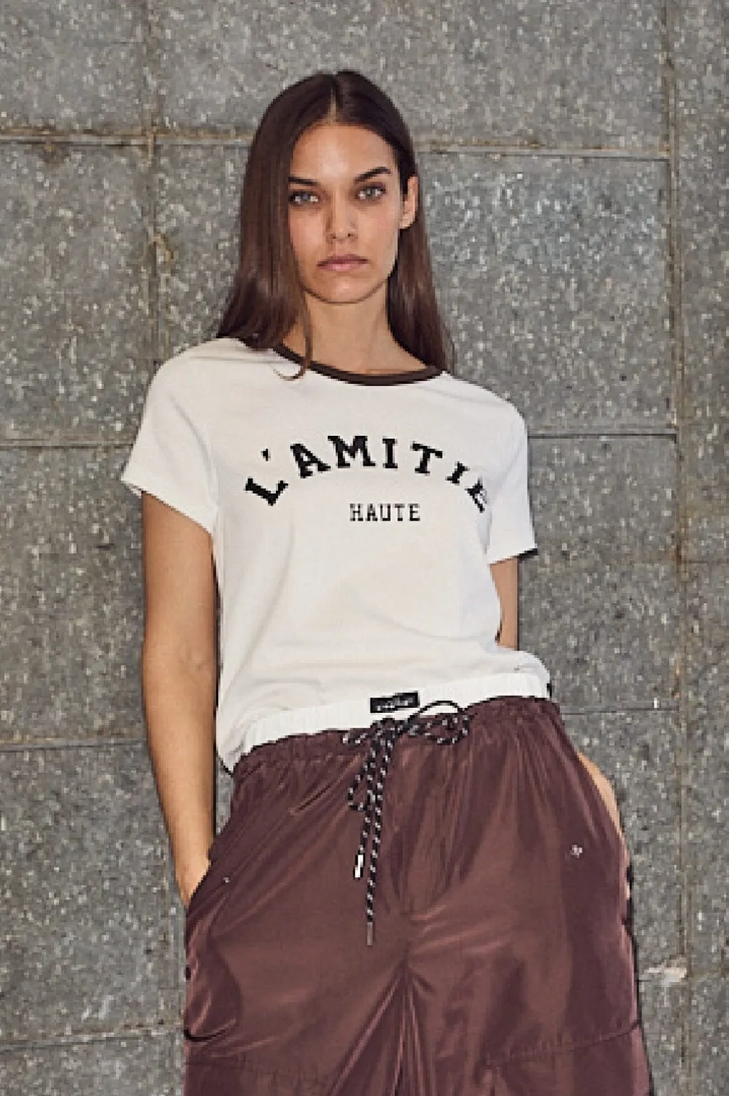 Hlaneckline Logo Tee HL10006