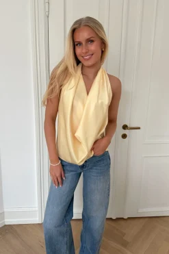 Hollyic Wrap Top A2553