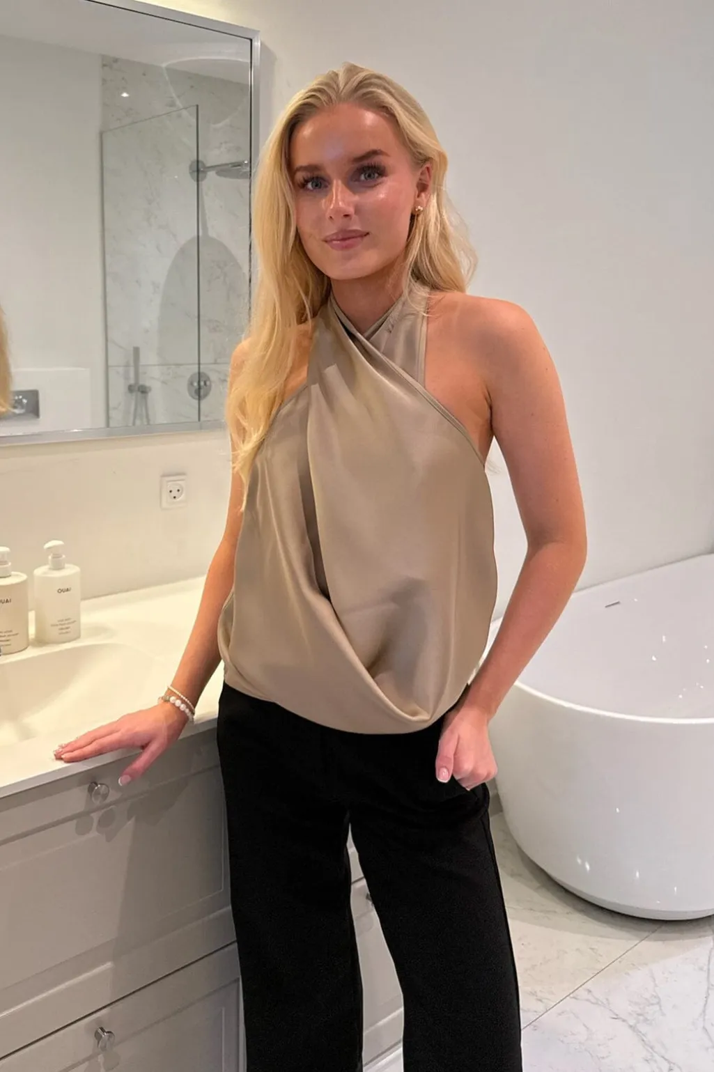 Hollyic Wrap Top A2553