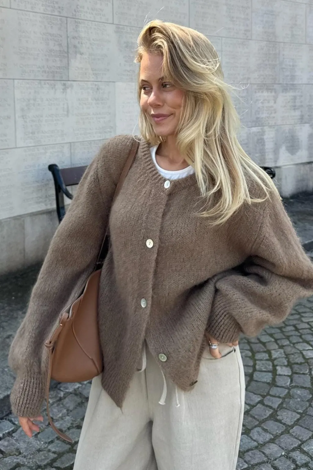 Idaic Cardigan