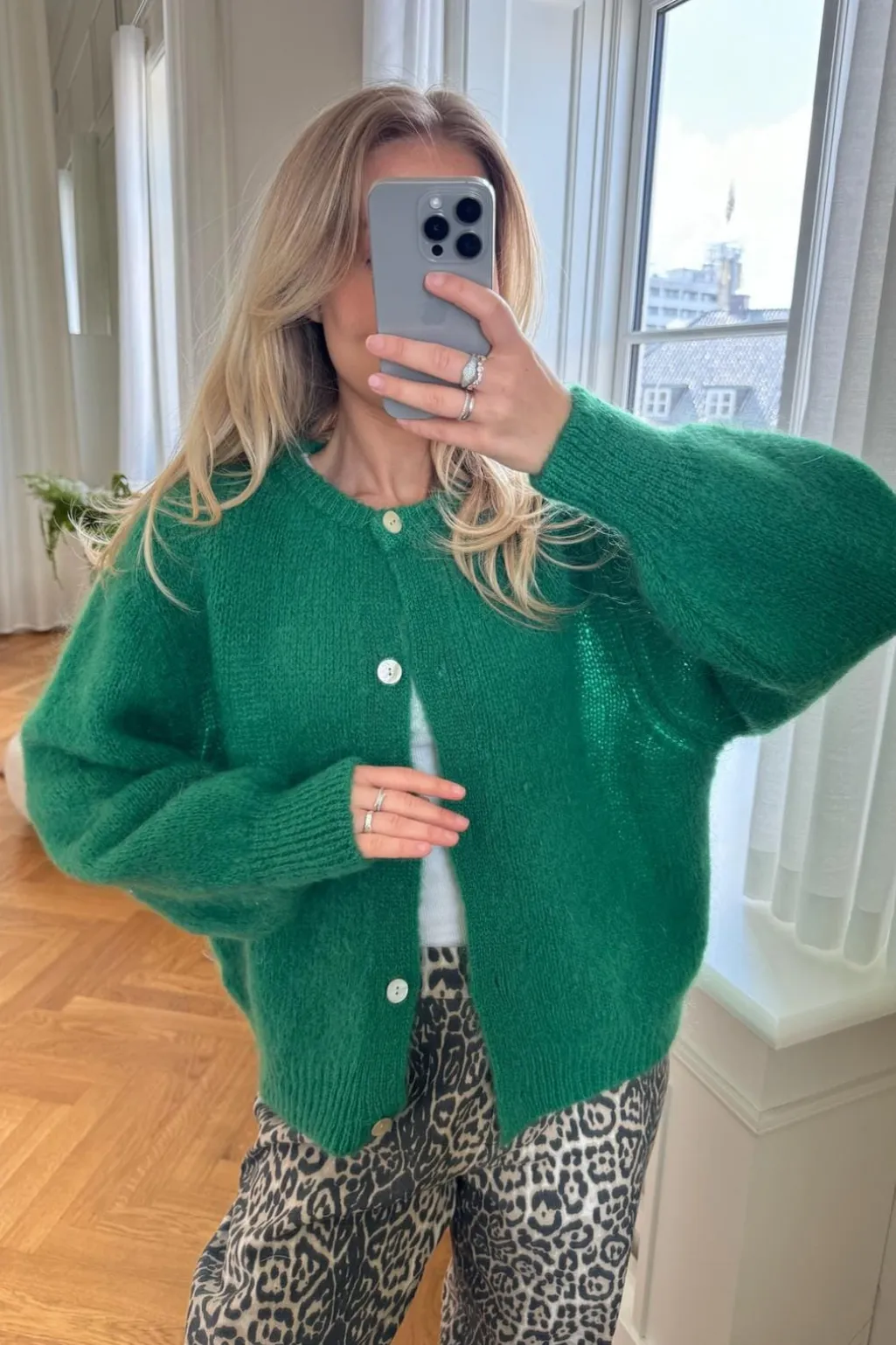 Idaic Cardigan