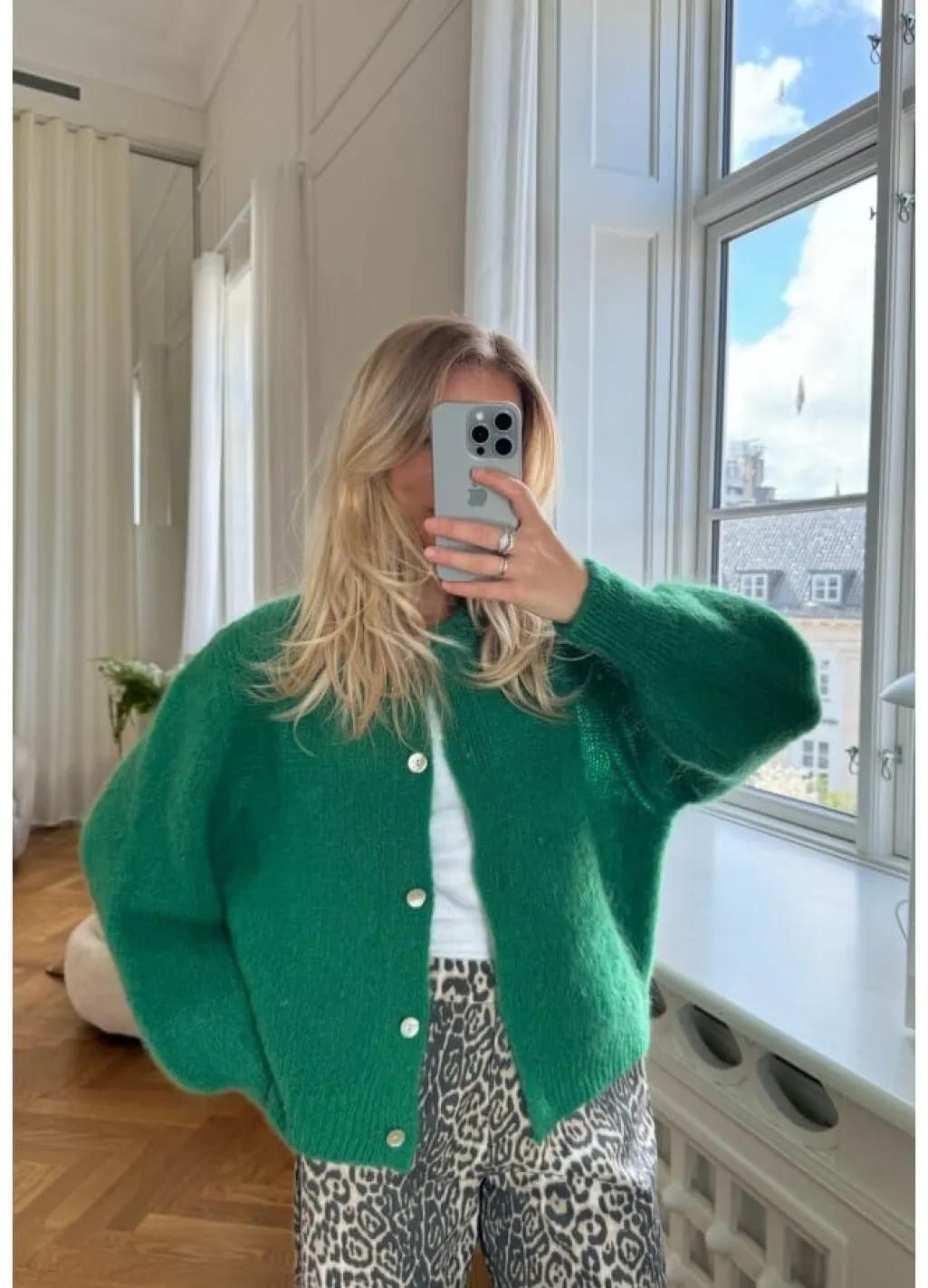 Idaic Cardigan