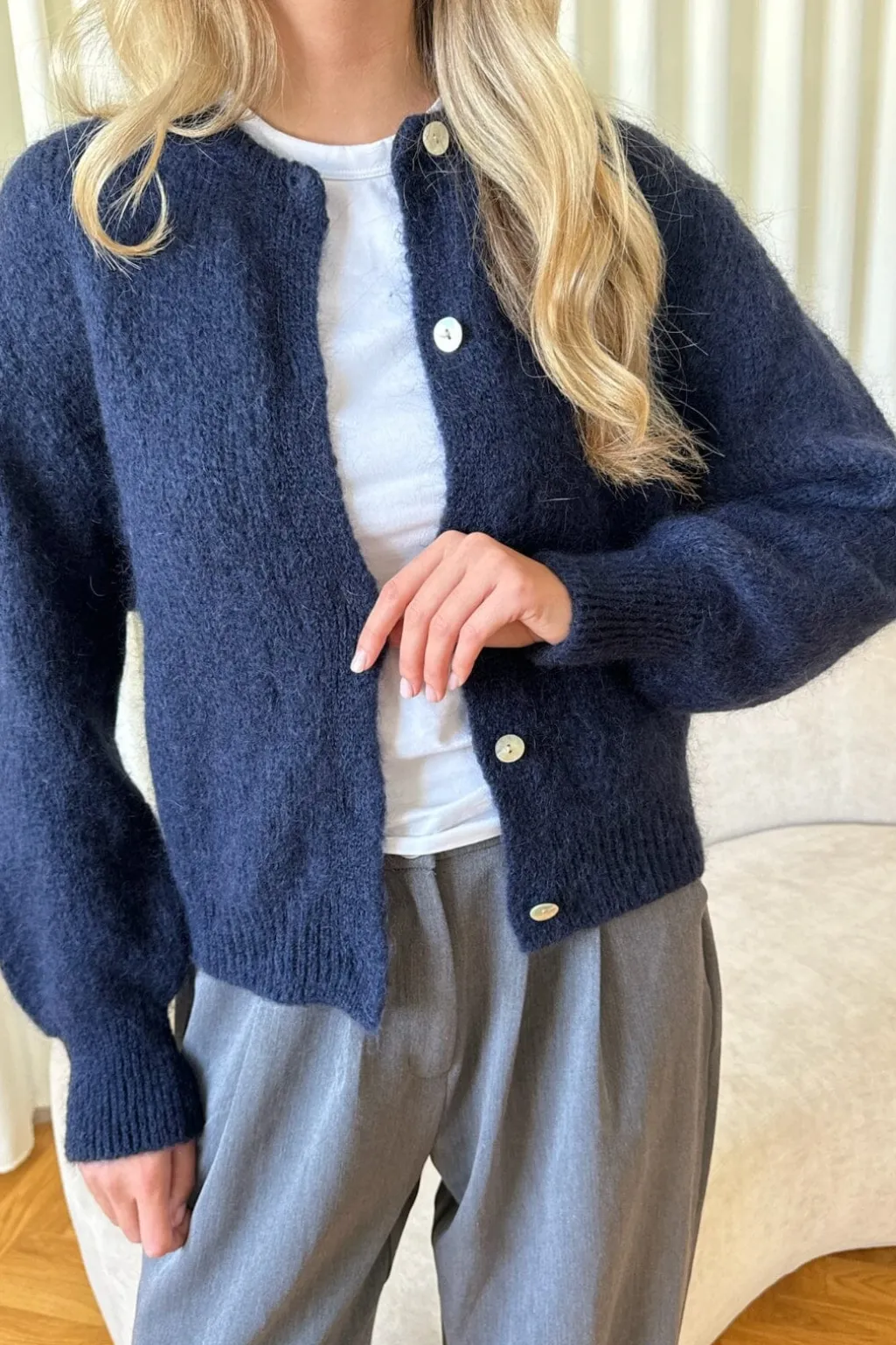 Idaic Cardigan
