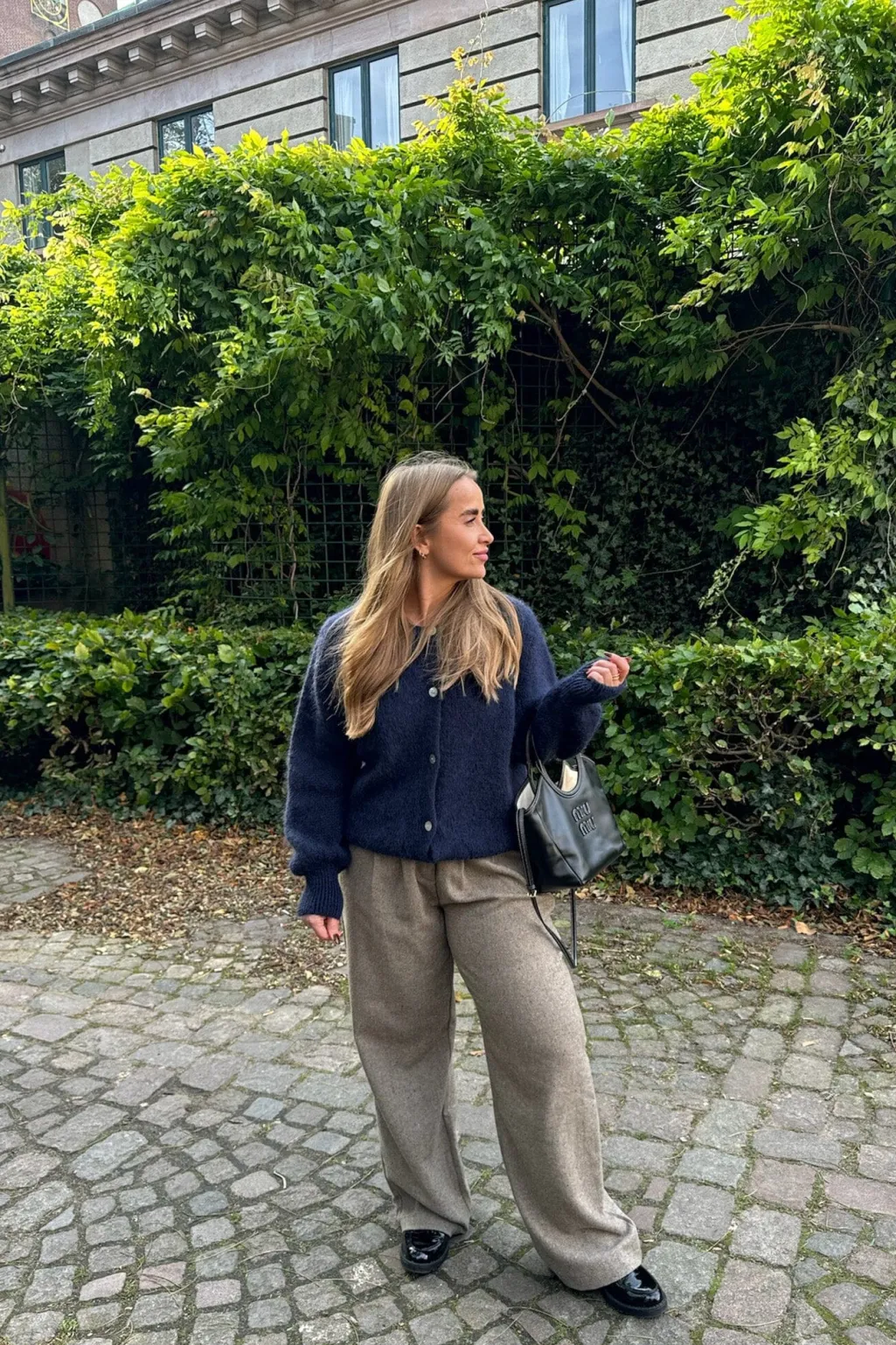 Idaic Cardigan