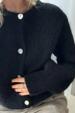 Idaic Cardigan