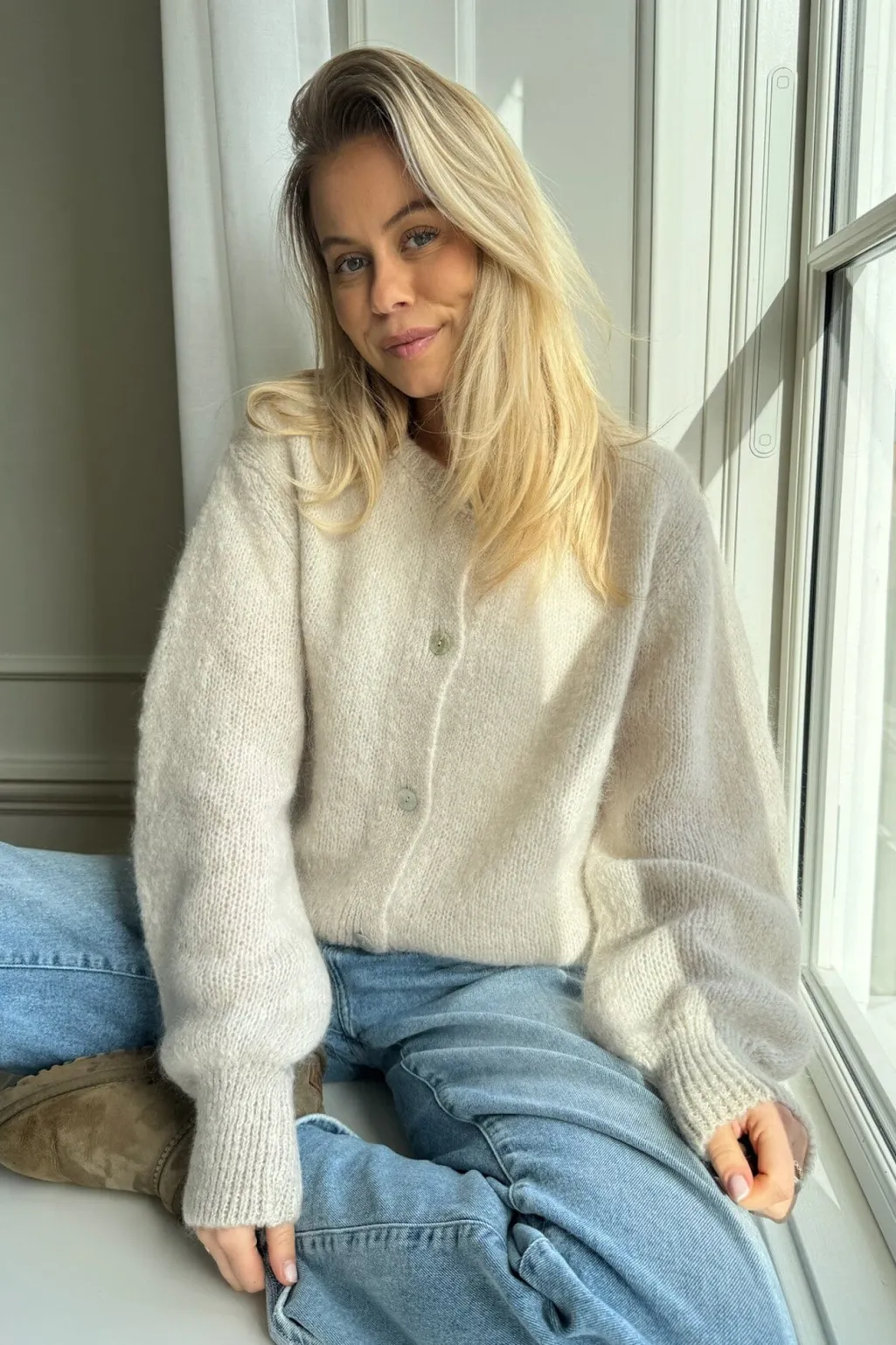 Idaic Cardigan