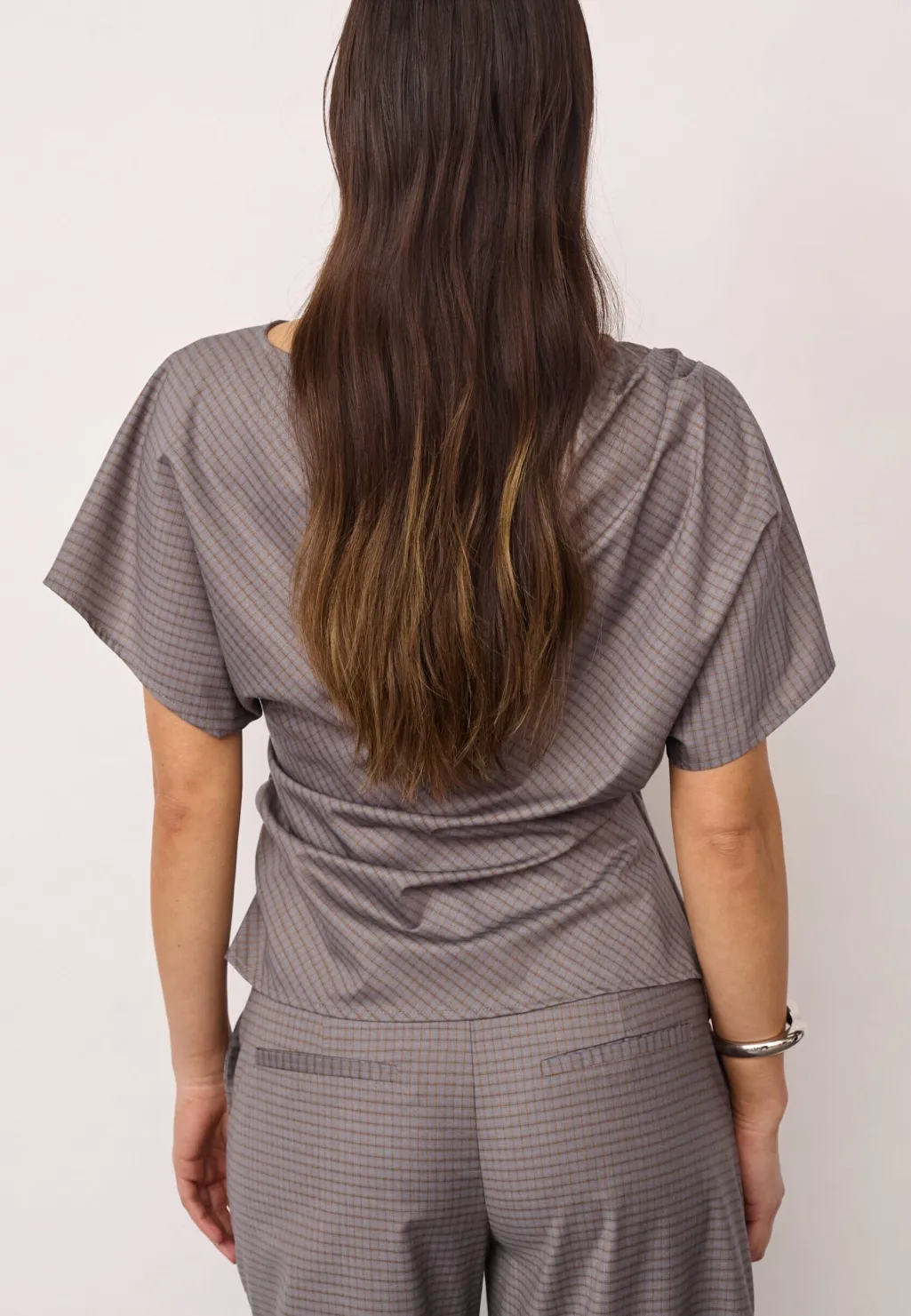 Jovecc Check Pleat Blouse 500146
