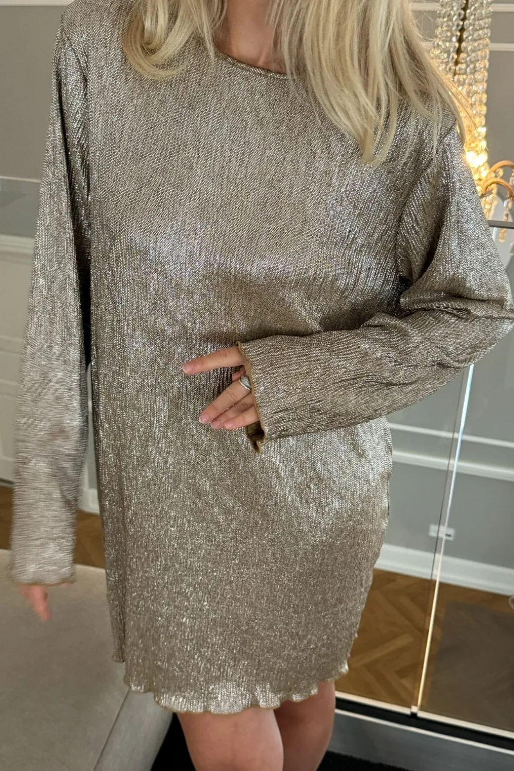 Kellyic Plissé Dress A23352