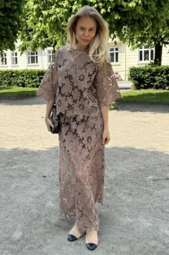 Klaraic Lace Maxi Skirt