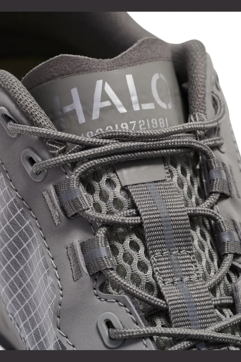 Lightweight Trail Sneaker 2.0 235055