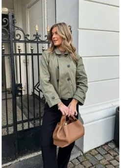 Lunaic Trenchcoat