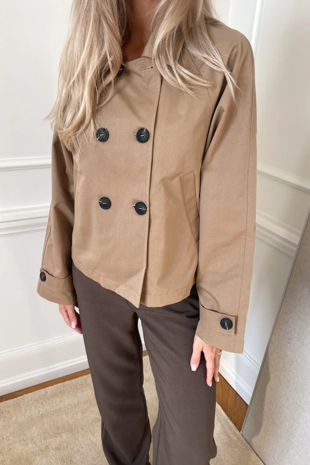 Lunaic Trenchcoat A2320