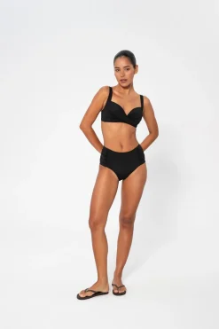Medea Solid Top Bikini Top Pews2125