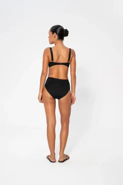 Medea Solid Top Bikini Top Pews2125