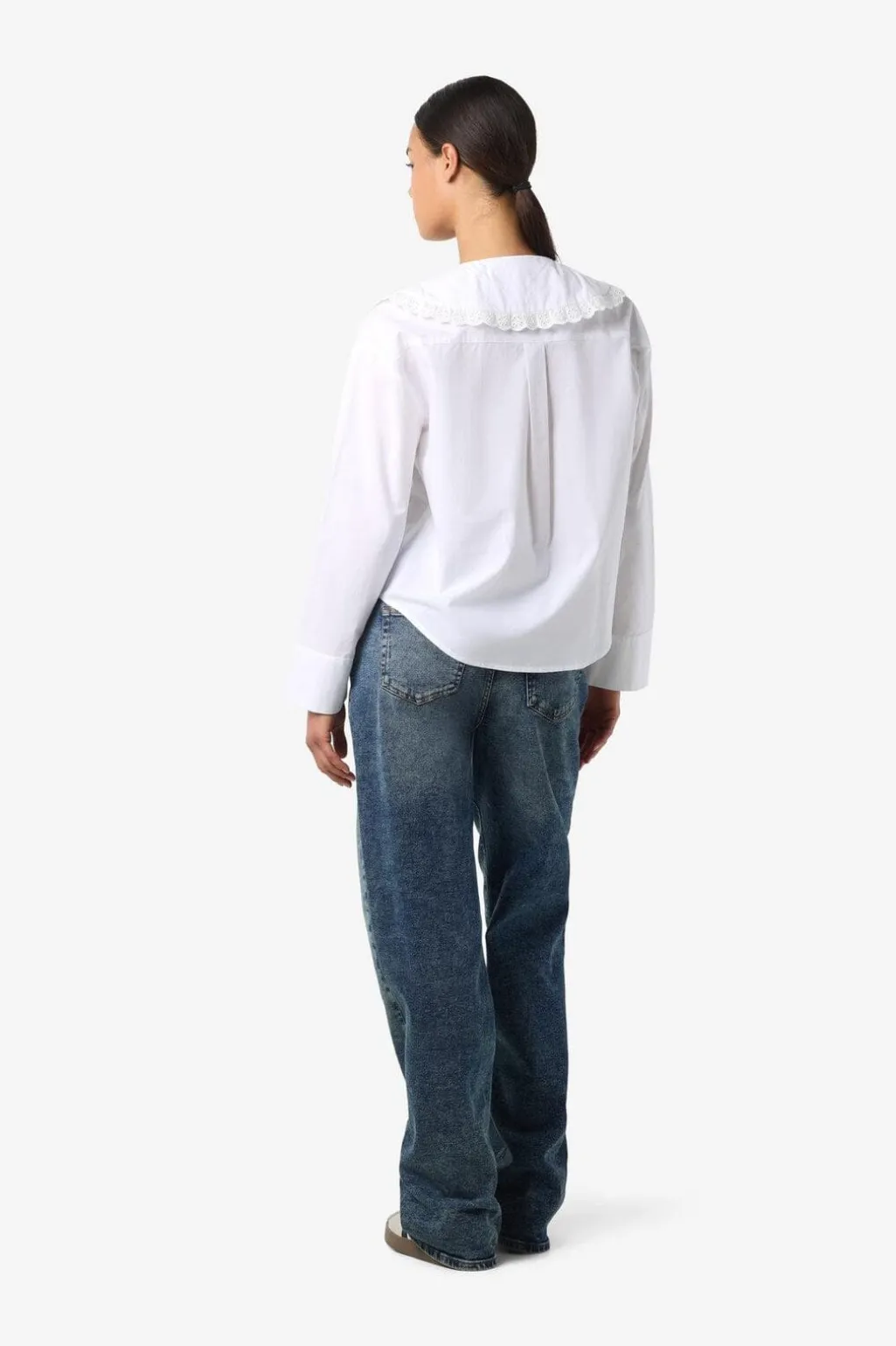 Nmeliza L/S Embr Collar Shirt