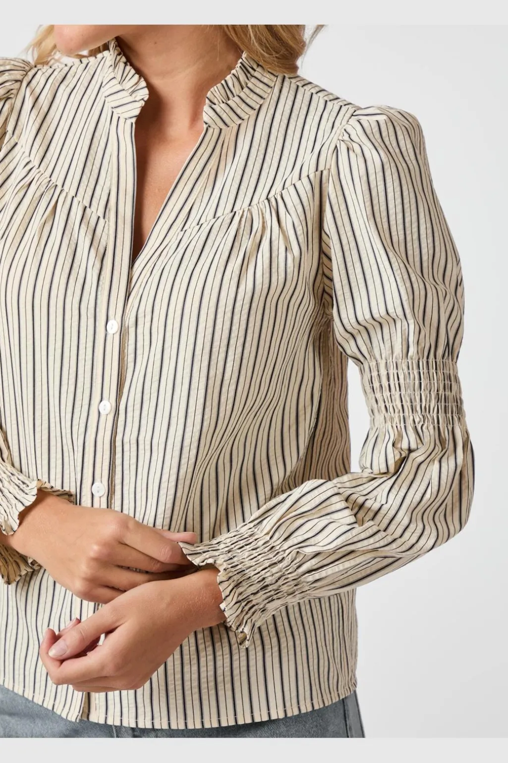 Nncamilla Contrast Blouse 164669
